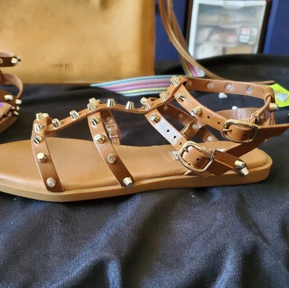 Steve Madden Tan Studded Flat Sandals - Picture 8 of 9